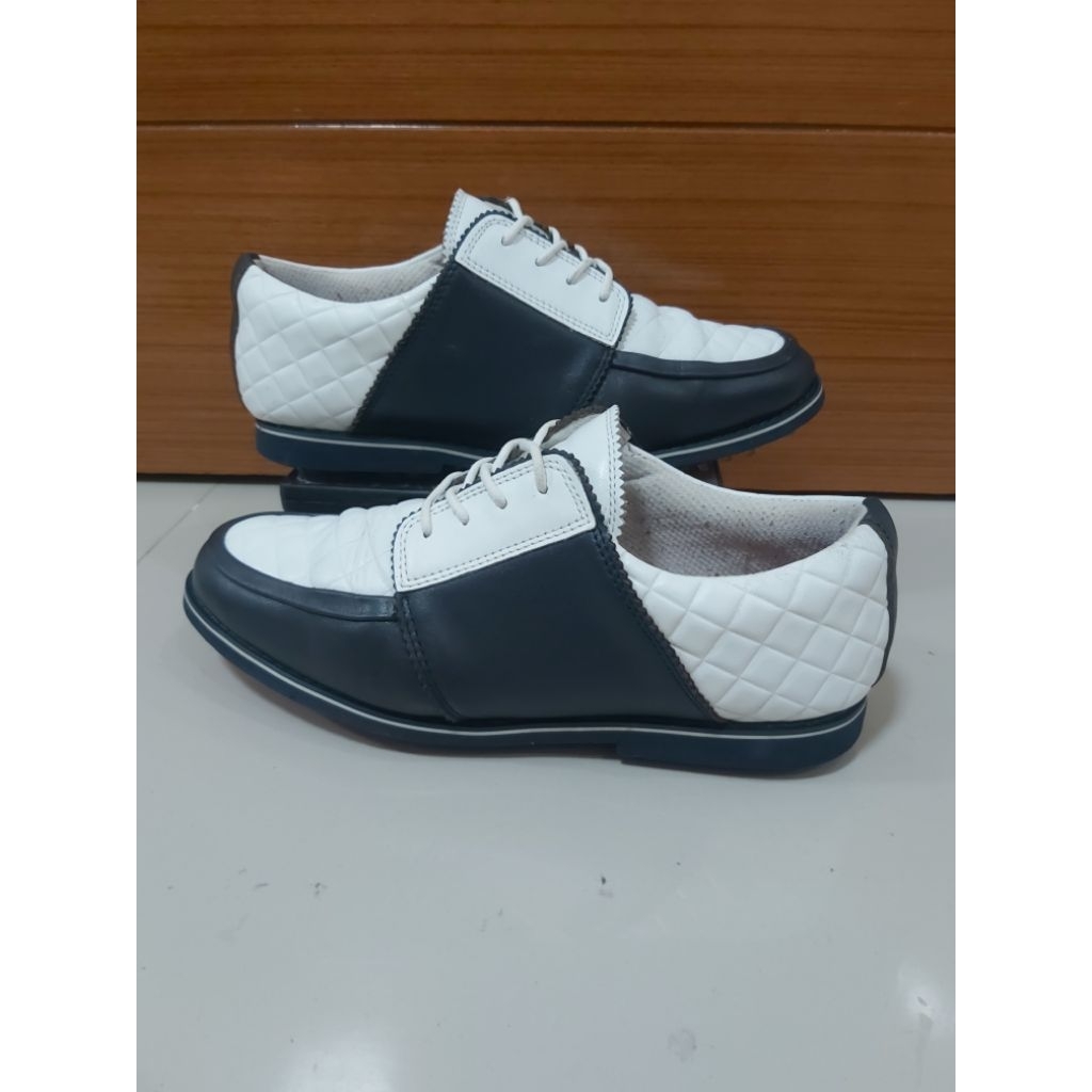 รองเท้ากอล์ฟมือสอง G/FORE Gallivanter spikeless Us7 eur38 23.5cm