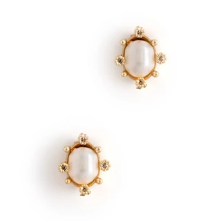 RHINESTONE OVAL WHITE PEARL STUD EARRINGS ต่างหูมุก ไข่มุกขาว ประดับคริสตัลวงรี
