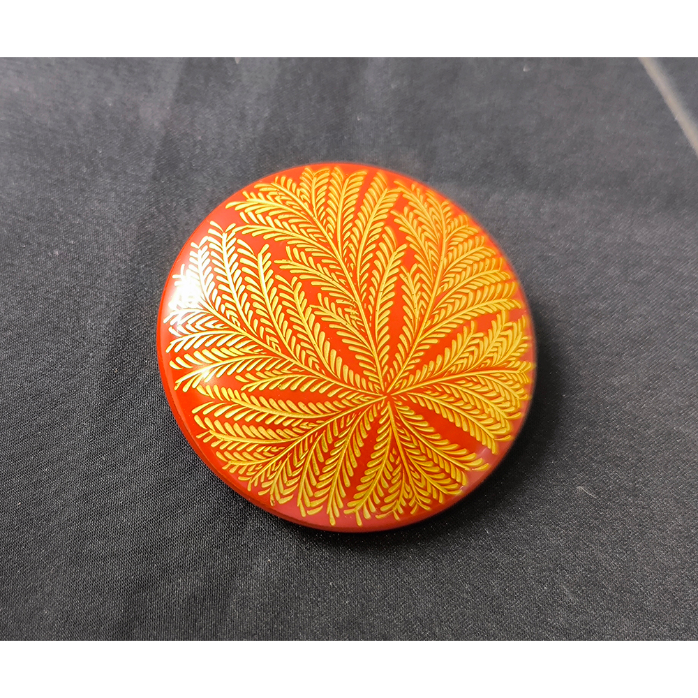 เข็มกลัด ทรงกลม Urushi  มือสอง แฟชั่นสตรีสินค้านำเข้าจากประเทศญี่ปุ่น