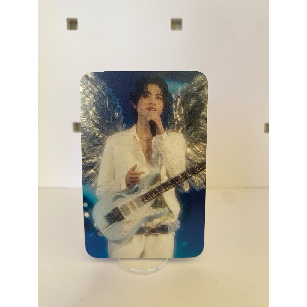 [พร้อมส่ง]  AA Solo stage BUS Light the World Concert