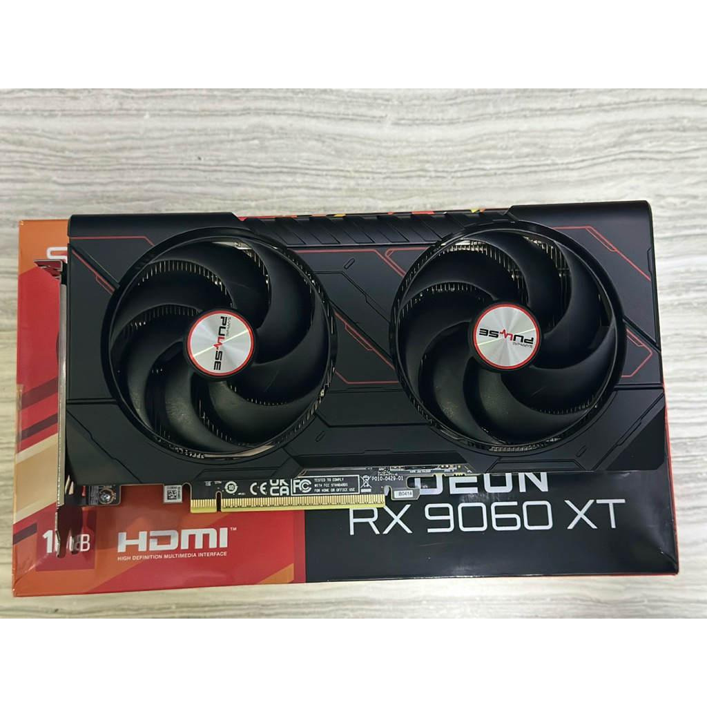 SAPPHIRE RX9060XT 16GB พร้อมใช้งาน มีประกันศูนย์ (มีของพร้อมจัดส่ง)