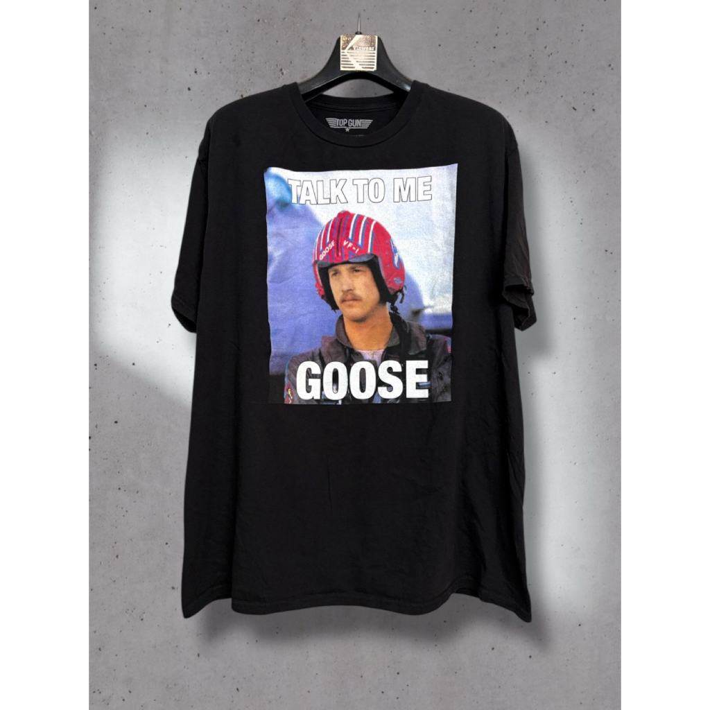 เสื้อTOPGUN  XL สภาพใหม่