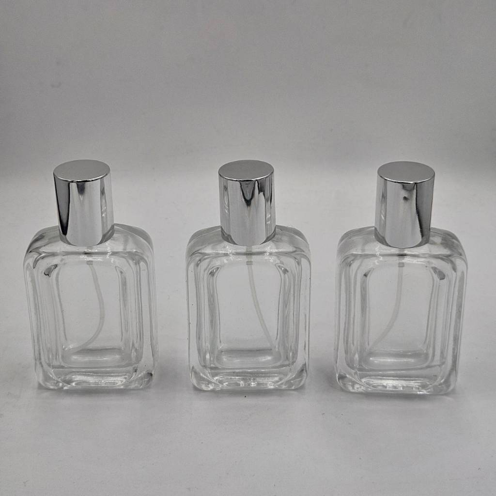 ขวดน้ำหอม สีเหลี่ยม ขนาด 50 ml