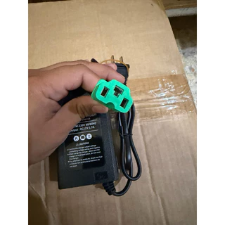 สายชาร์จเครื่องพ่นยาแบตเตอรี่ 12V สำหรับแบตลิเธียม