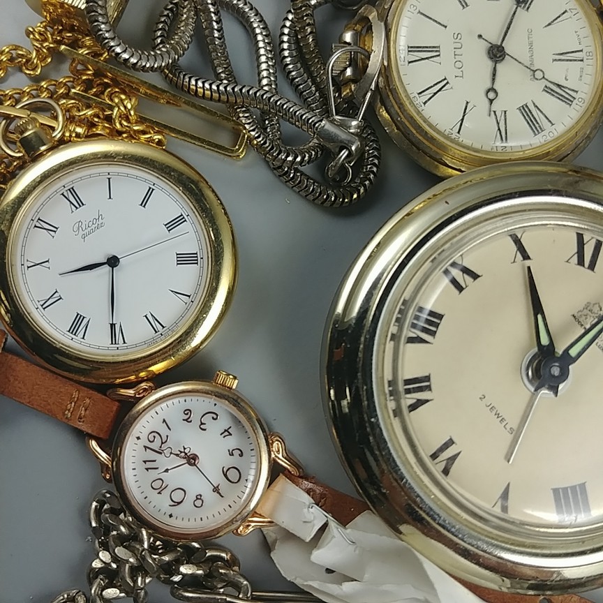 Pocketwatch นาฬิกาพก รูปทรงและขนาดต่างๆ กัน ทั้ง Seiko และ Citizen Alba Current ไม่จำกัดเพศ ทรงรีและทรงกลม