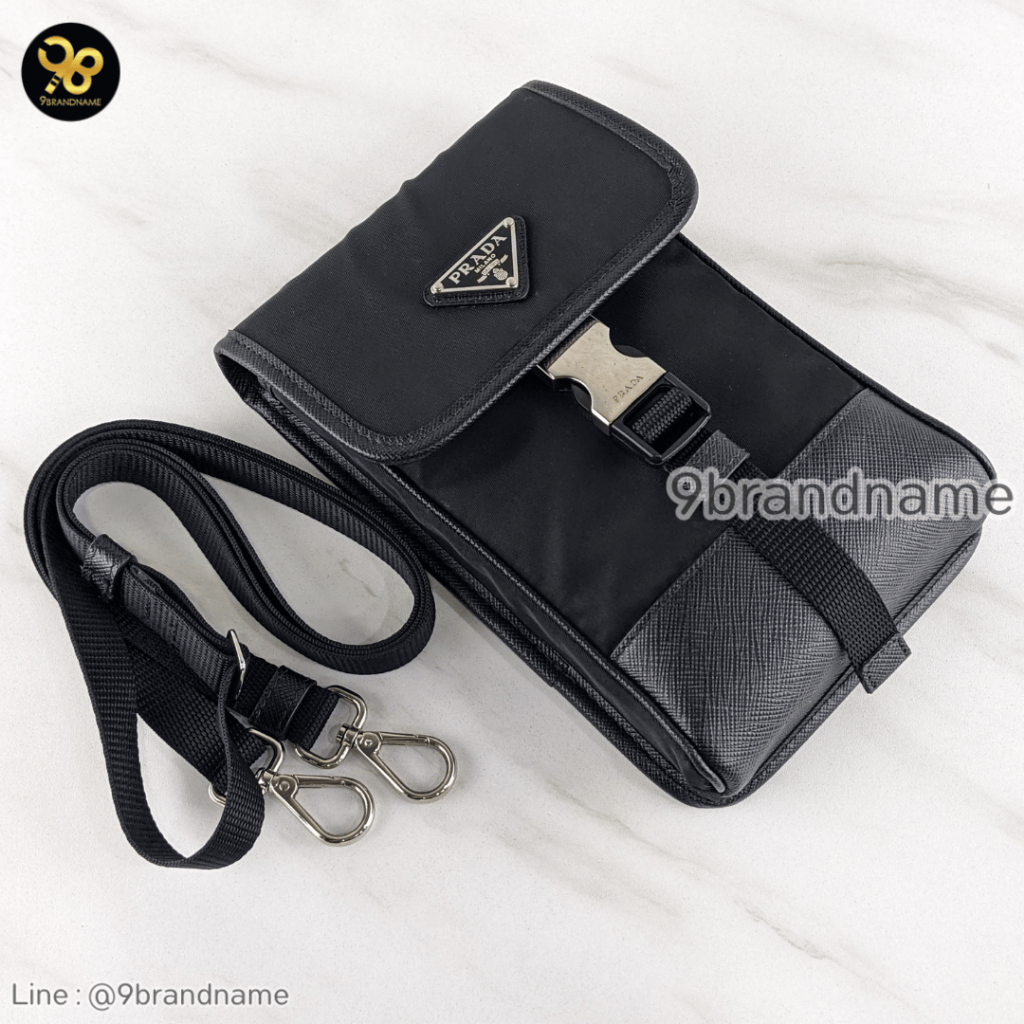 Prada Nylon and smartphone case 2zh109 	 มือสอง ก่อนสั่งซื้อทักแชทก่อนนะคะ