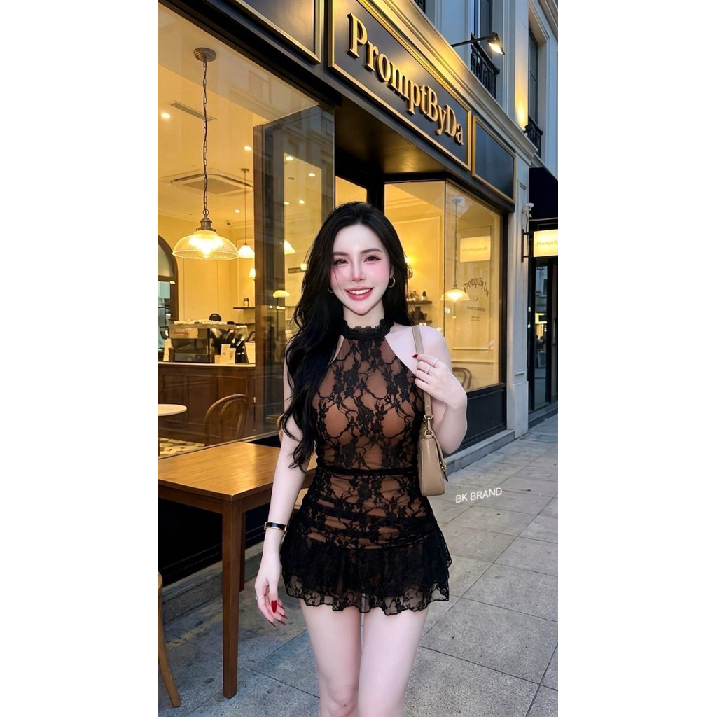 Phapassz - เซต2ชิ้น แต่งลูกไม้คล้องคอ เสริมฟองน้ำ คาดหลัง มีซิปข้าง มาพร้อมกระโปรงมีซับในผ้าดีมาก #bk