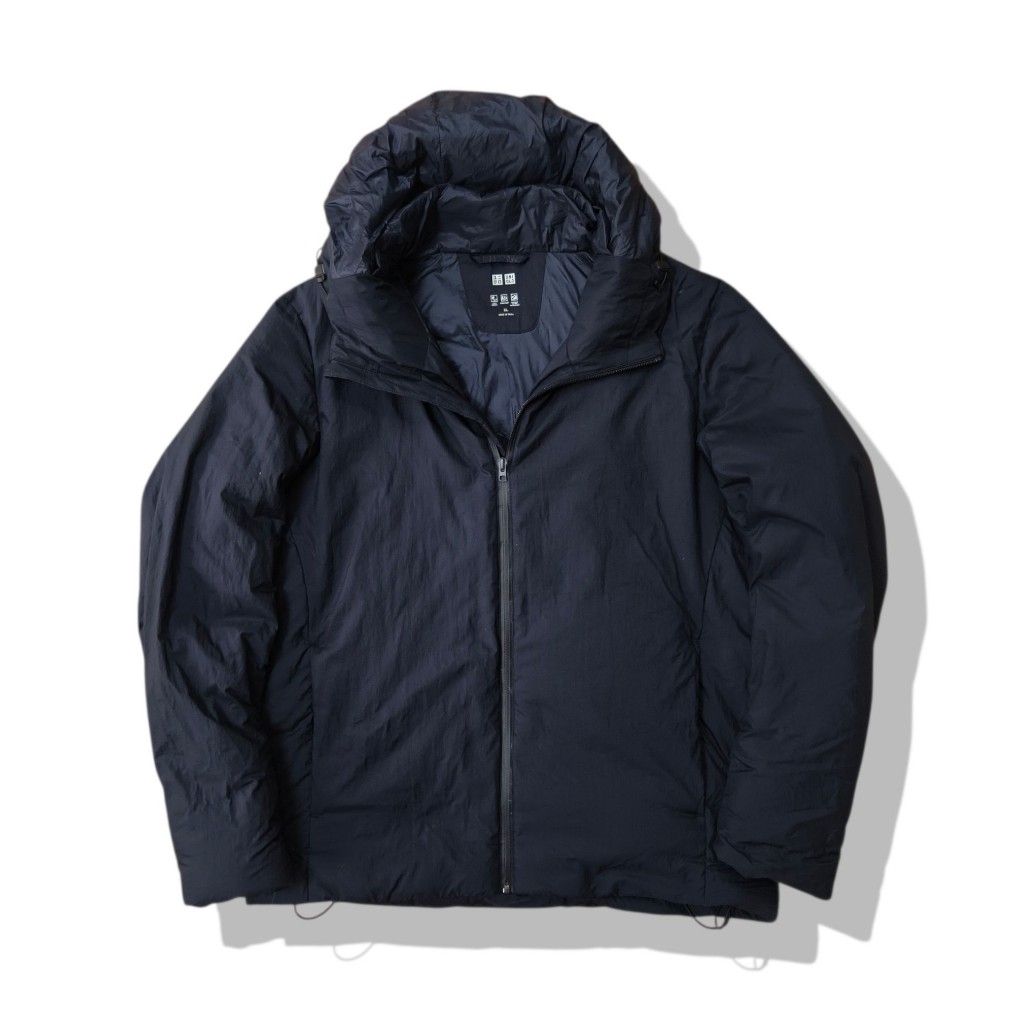 Uniqlo Black Seamless Down Parka Hooded Jacket(XL) มือสอง รอบอก 50”