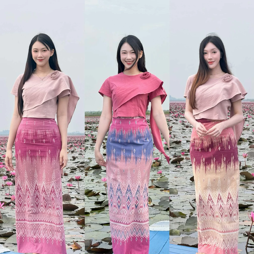 TANTANOD-รหัสTL23 ชุดเซตผ้าไทย เสื้อสไบปักดอกกุหลาบ กระโปรงผ่าหลัง(ผ้าฝ้ายพิมพ์ลาย)
