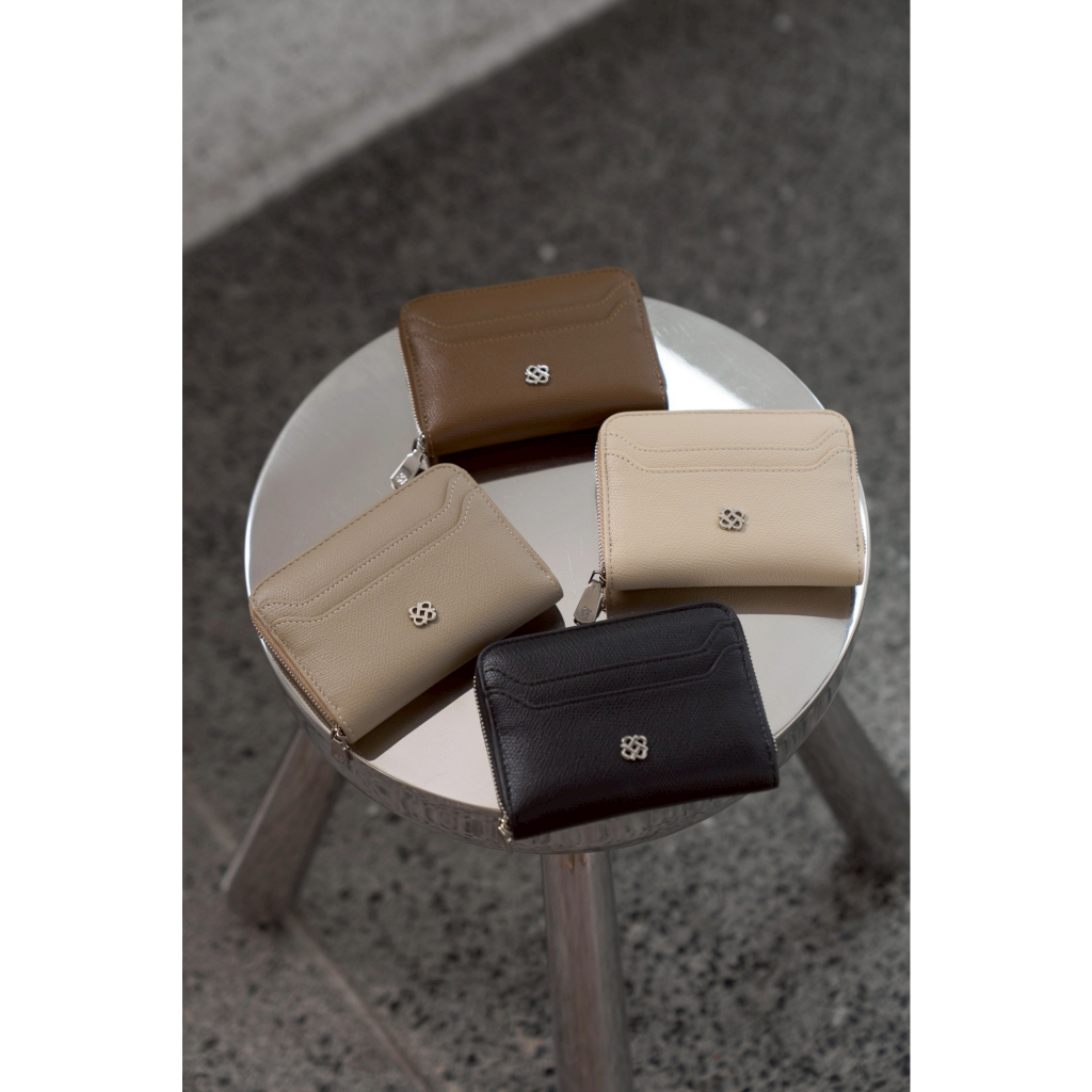 Perota “Mocha” Wallet มาพร้อมกล่อง