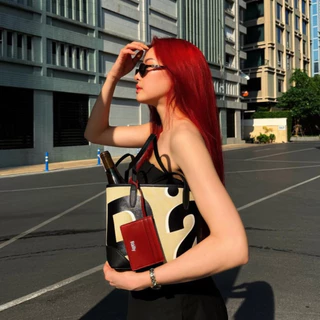 🔍💖🔥 Rally City Tote : The Classic Returns Mini กระเป๋า ของแท้ 【เป็นของแท้ 100%】 รับประกันสินค้าแท้ 💖🔍