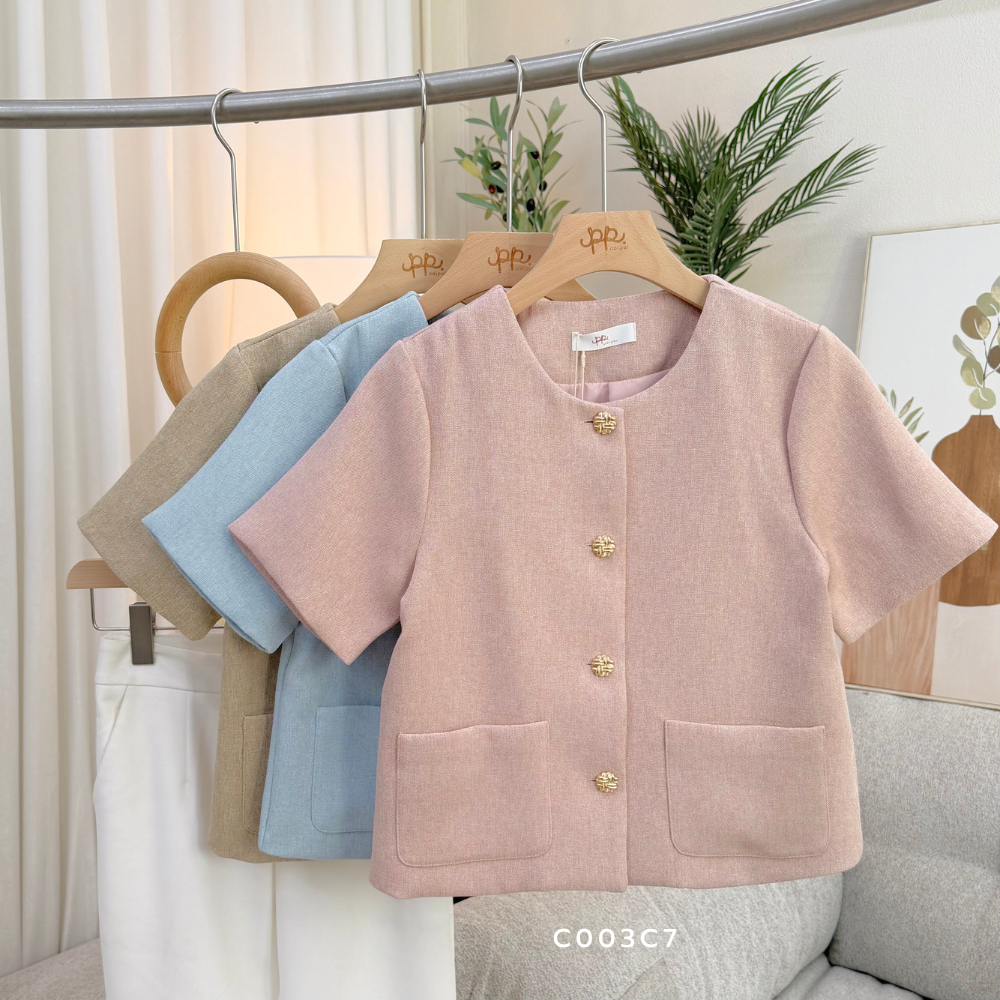 POI เสื้อคอกลมทวิตแขนสั้นแต่งกระดุมหน้าสีทองพรีเมี่ยม C003C7
