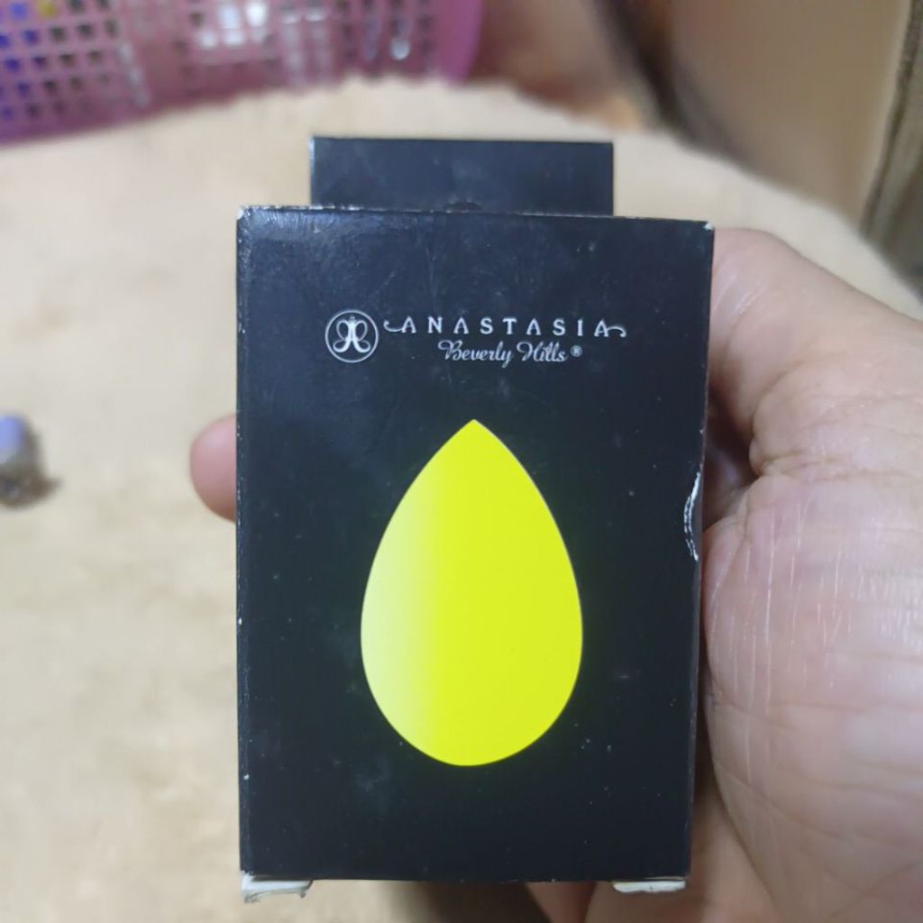 ANASTASIA อนันตาเซีย ฟองน้ำรูปไข่ ฟองน้ำเกลี่ยรองพื้น ขายคละสี พร้อมส่ง