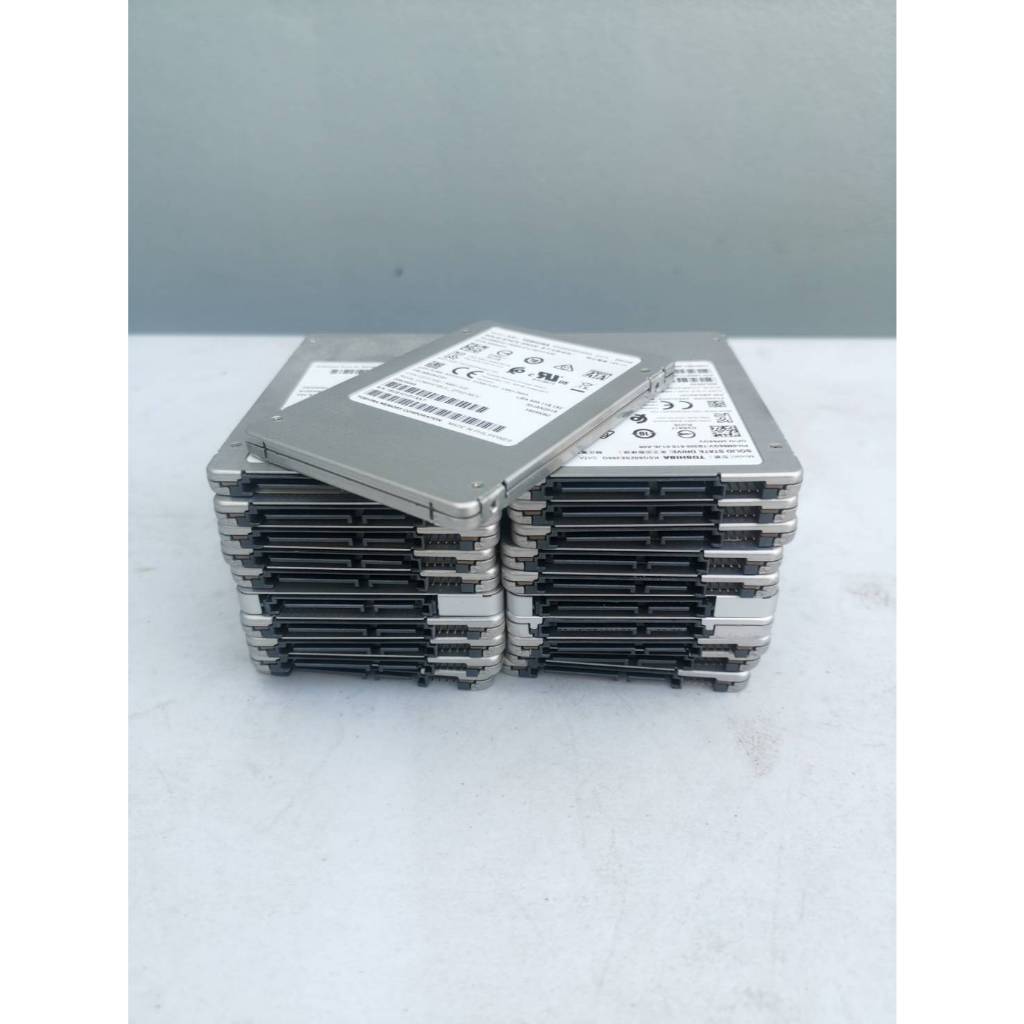 ฮาร์ดดิสก์ SSD มือสอง ความจุ  120 GB - 240 GB คละรุ่น คละยี่ห้อ เทสก่อนส่งทุกครั้ง ลงโปรแกรมพร้อมใช้งาน (อ่านรายละเอียด)