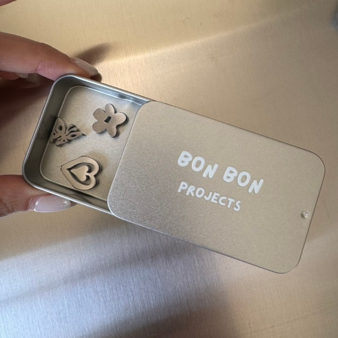 BON BON projects - Flutter bloom sifter weights - ตัวร่อนมัทฉะลายดอกไม้และหัวใจ