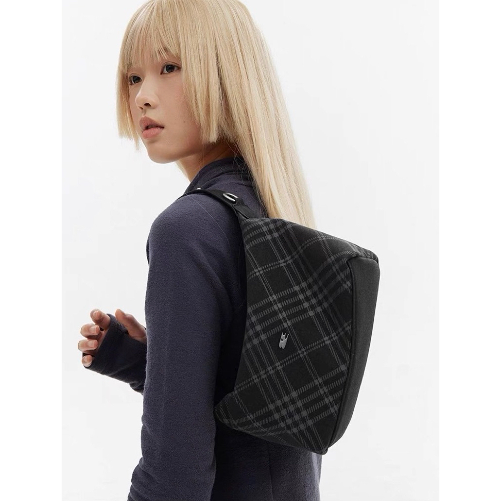 Crying Center - Small Shoulder Bag