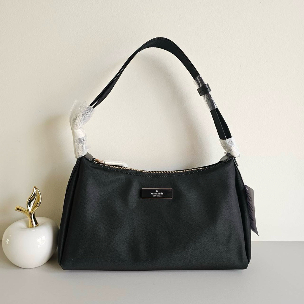 Kate Spade Carter Nylon Small Shoulder Bag หายาก บางทีมีบางทีหมด