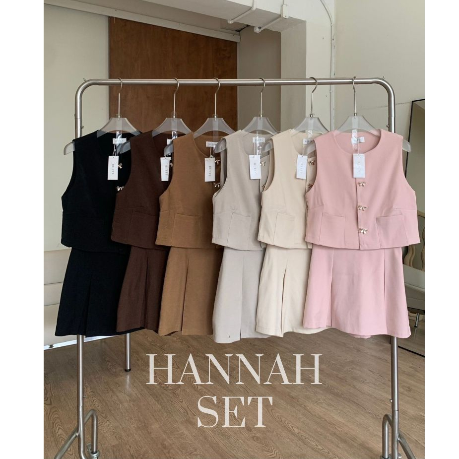 Hannah Set : ชุดเซ็ท 2 ชิ้นกระโปรง ชุดเซ็ทกระโปรงแขนสั้น เสืื้อแขนกุดกระดุมโบว์ งานน่ารัก เสื้อไอจี  ป้าย BETTY. *B001