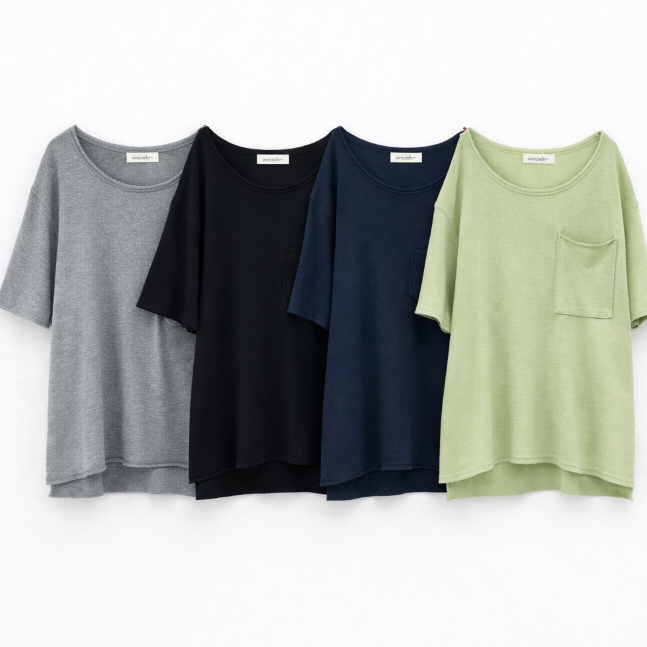 Chilling Soft Tee เสื้อยืดผ้าบางเบา เหมาะกับหน้าร้อน แต่งกระเป๋าหน้าและผ่าด้านข้าง