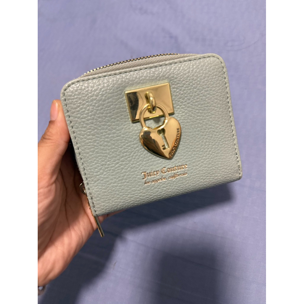 กระเป๋าสตางค์ juicy couture แท้💯 สีเขียวมิ้นท์
