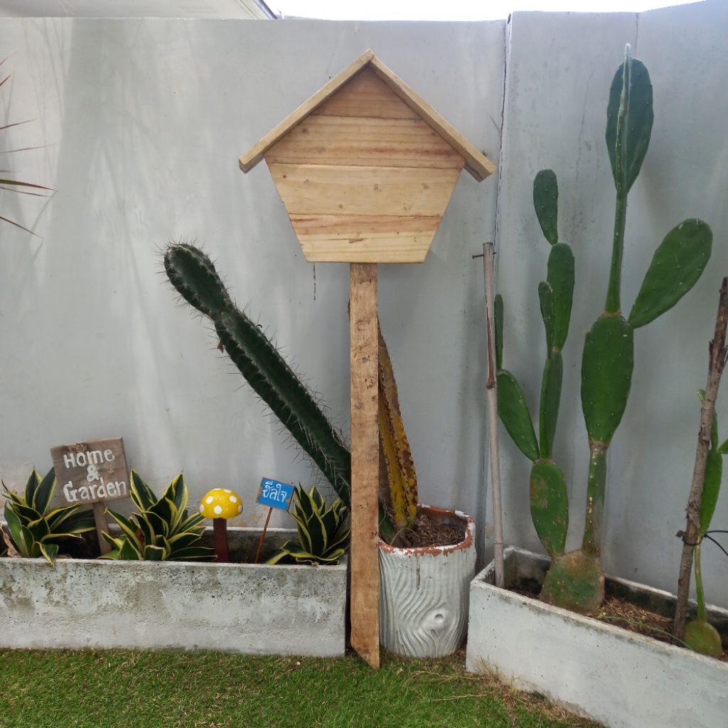 ป้ายรูปบ้านวินเทจแบบปักขนาด กว้าง 29-30ยาวรวมขา 110  cm
