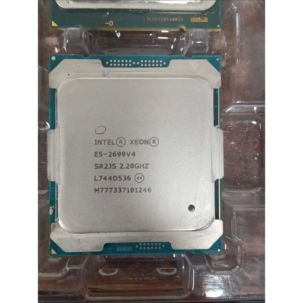 Intel Xeon E5-2699 V4 CPU เวอร์ชันทางการ
