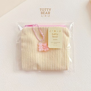 🍋 𝐅𝐥𝐮𝐟𝐟𝐲 cream 𝐩𝐨𝐮𝐜𝐡 🐻 ʕ•ᴥ•ʔ กระเป๋าลูกฟูกซิปครีม ใส่เหรียญ …