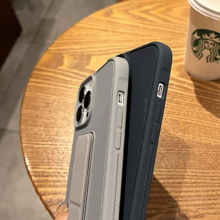 CrashStar ที่วางสายรัดข้อมือแบบพับได้ เคสโทรศัพท์ซิลิโคนกันกระแทก iPhone 17 16 15 14 13 12 11 Pro Max Plus XR
