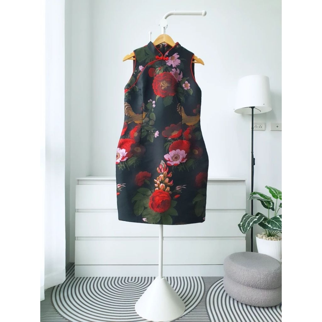 เดรส Carisa siam dress (รบกวนอ่านรายละเอียดสินค้าและตัดสินใจก่อนสั่งซื้อ สั่งแล้วห้ามยกเลิกและพร้อมช