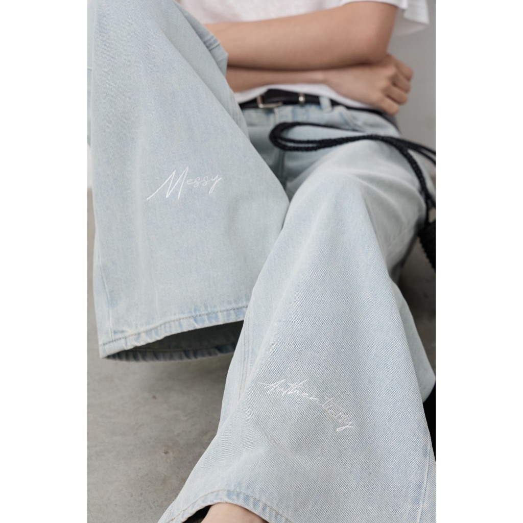 P1238 Messy Authenticity Jeans ยีนส์สียีนส์อ่อน ราคาถูก Shopee Lazada