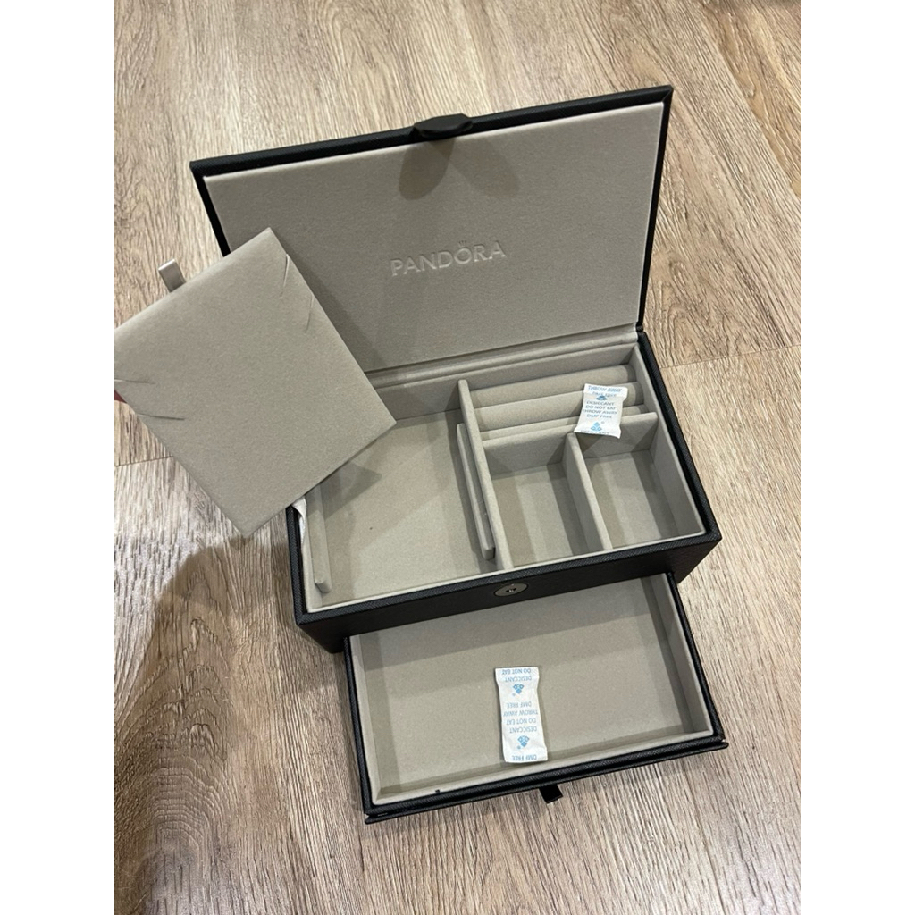กล่องเก็บ pandora ของแท้✨