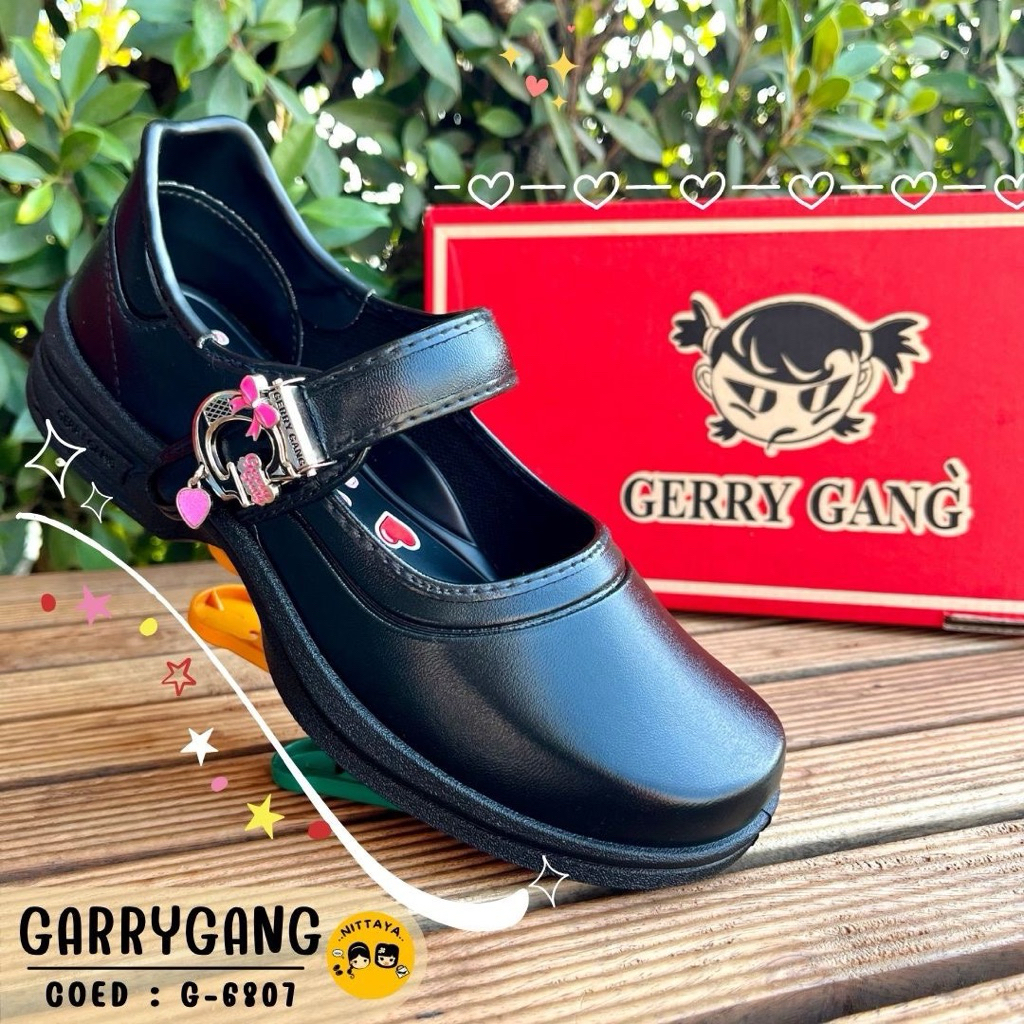 GERRY GANG รองเท้านักเรียนหญิง สีดำ รุ่น G-6807