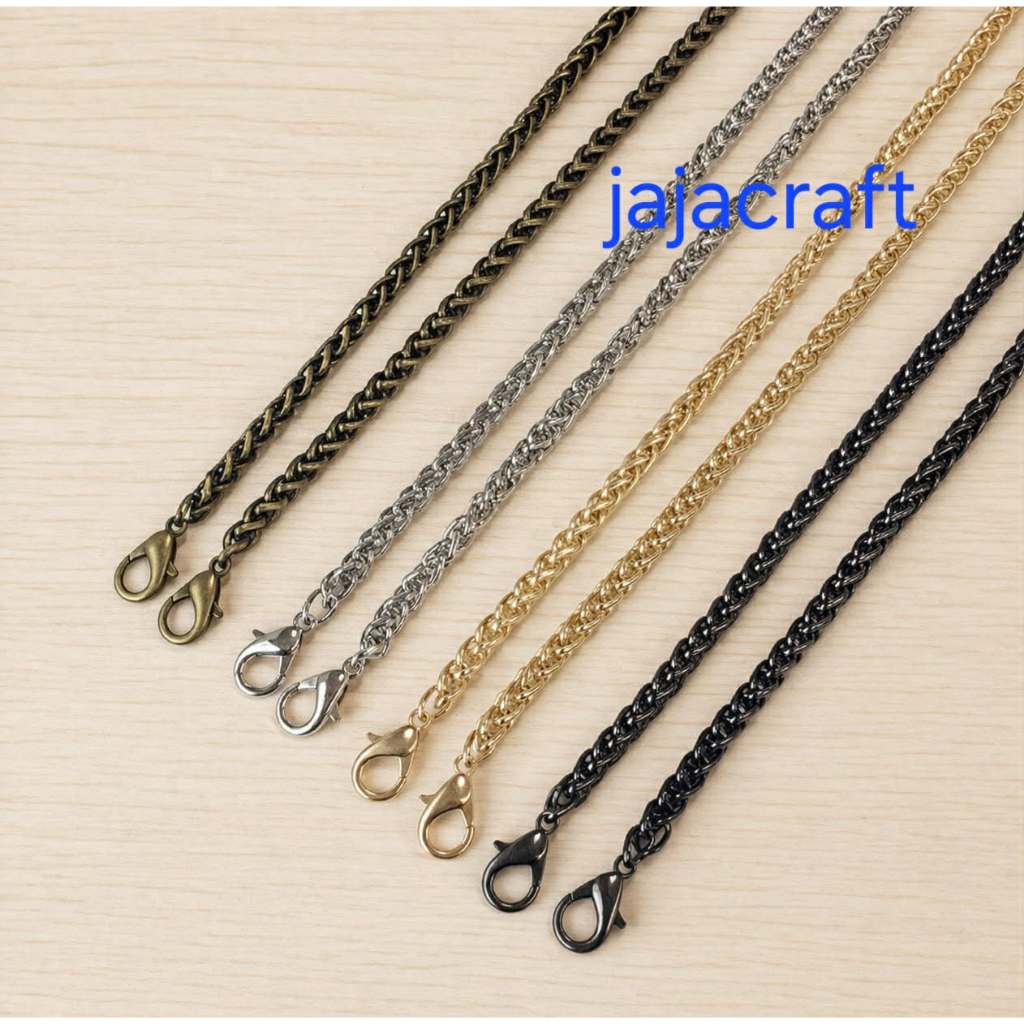 สายโซ่กระเป๋าสีเหลืองดำยาว 120 เซนติเมตร สายลายสานขนาด 0.5 CM. ราคาขายต่อ 1 เส้นนะคะ