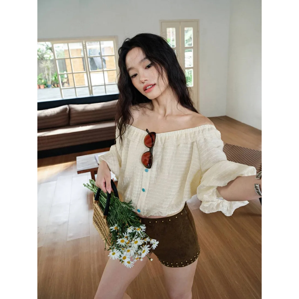[พรีออเดอร์] ❤KUOSE : Off Shoulder Cropped Top❤