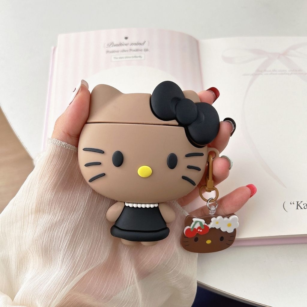 เคส Airpods ลาย Hello Kitty ผิวสีแทน : Hello Kitty Tan Skin Airpods Case