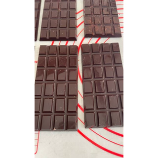 ดาร์กช็อกโกแลต (Dark Chocolate 100%)ช็อกโกแลตแท้ Homemade ไม่มีน้ำตาล ขนาด 70 กรัม