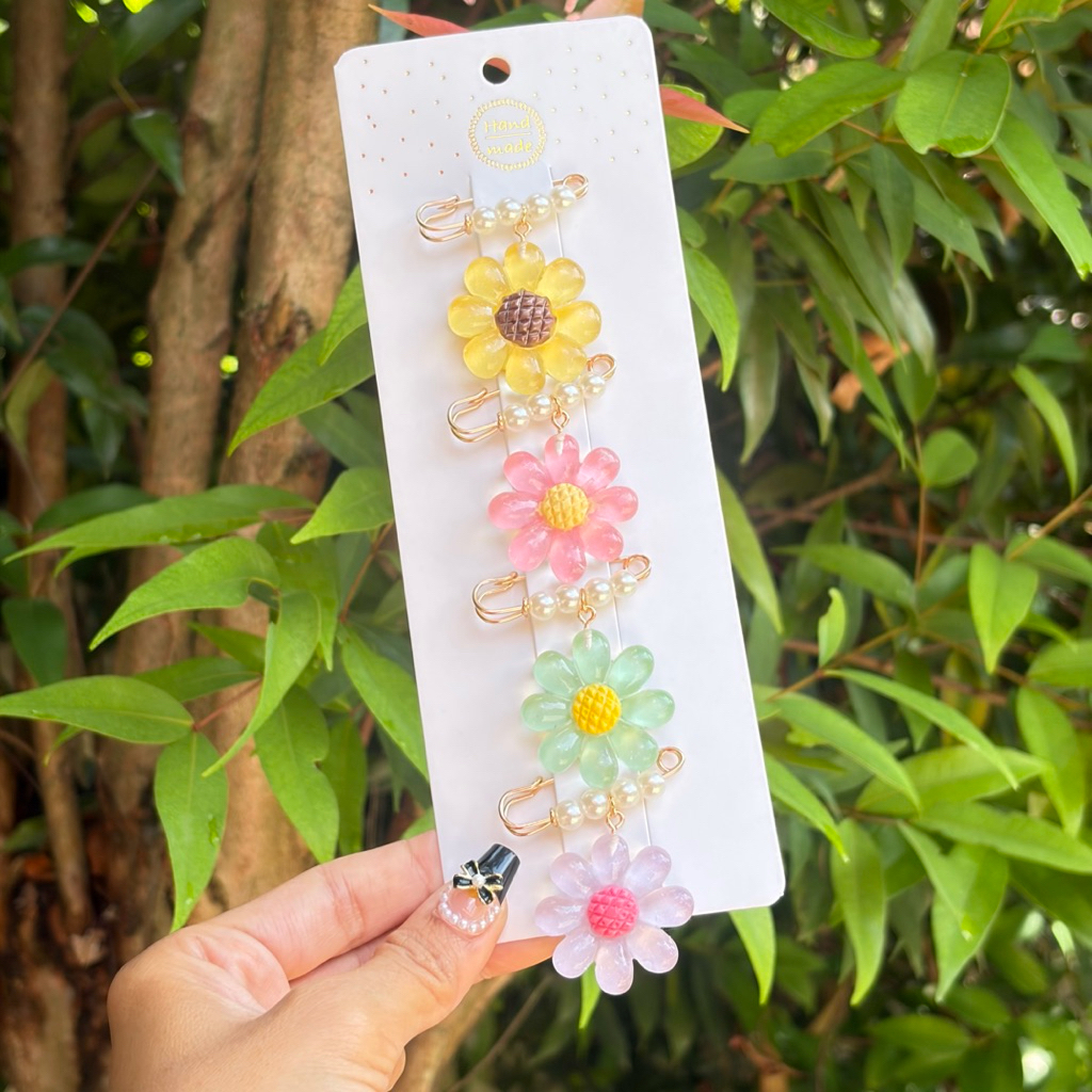 🌸KN2 เข็มกลัดคนท้อง ขนาด 3.8 ซม. ติดแน่น ไม่เป็นรู brooch ติดเสื้อผ้า กระเป๋า ฮิญาบ ปรับเอวกางเกง สินค้าพร้อมส่ง