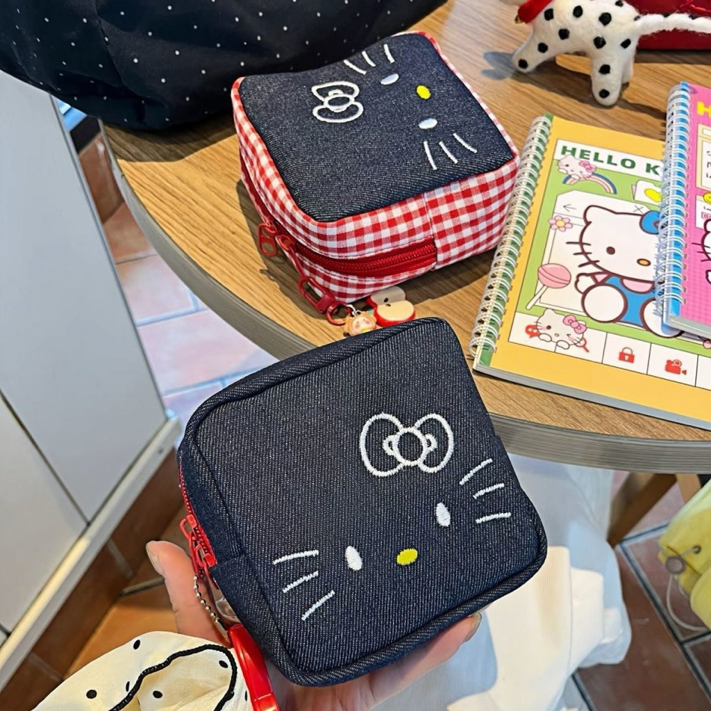 สินค้าพร้อมส่ง กระเป๋าสี่เหลี่ยมน่ารัก Hello Kitty ใหม่กระเป๋าเครื่องสำอางค์ ขนาดพกพา #01