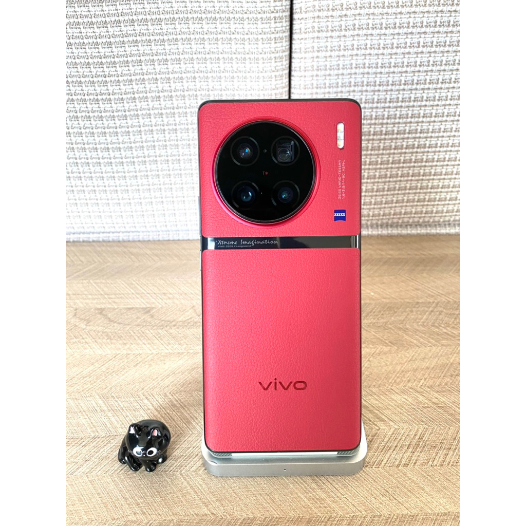 Vivo X90 Pro plus  ~ 12/256 GB ~ Snapdragon 8 Gen 2 ~ Sony IMX989 1" ~ AMOLED 120Hz ~ original flags