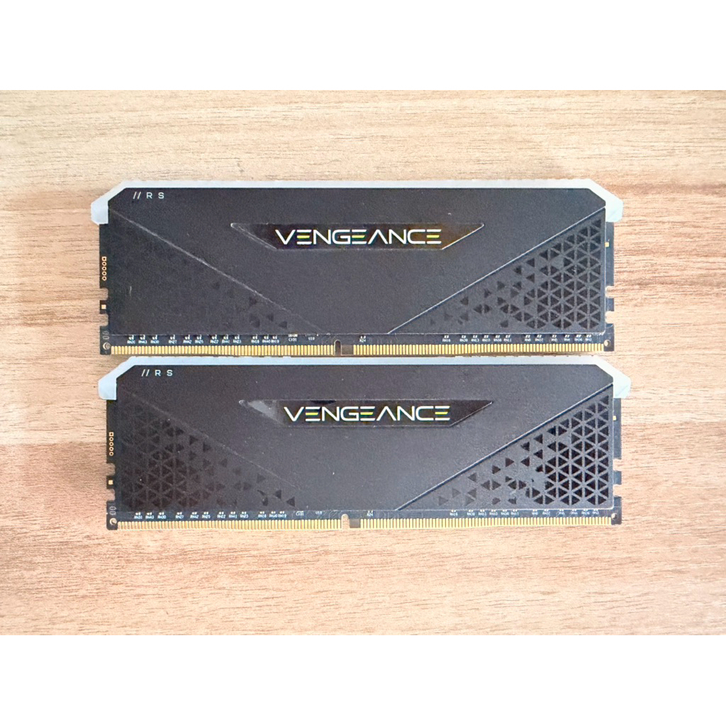 Corsair vengeance rgb rs 16g 8x2 bus 3200 ddr4