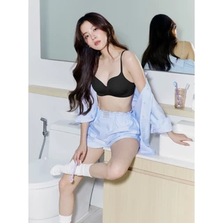 SBXU8301 Sabina เสื้อชั้นใน ไม่มีโครง รุ่น Petty Perfect ฟองน้ำหน้าเต้าขนาด 1 CM Level.1