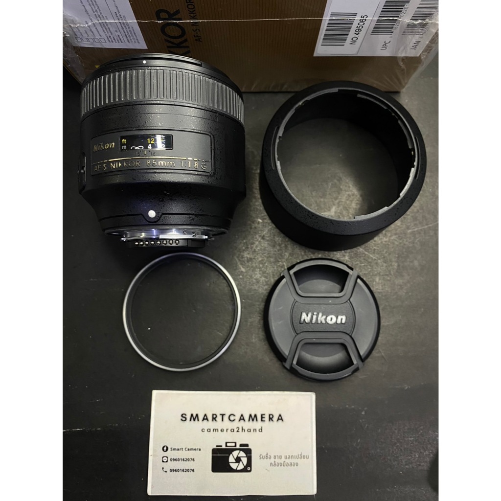 เลนส์ NIKON 85 F1.8 พร้อมใช้งาน
