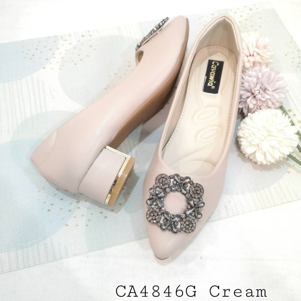 🎄💎NEW🎄💎รองเท้าคัดชูหน้าเพชรส้นสวยพื้นกันลื่นอย่างดีแบรนด์cavawiaไซส์36-40