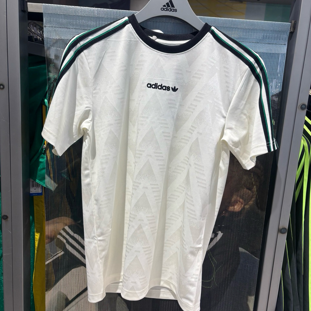 เสื้อยืด [adidas มือ 1 ของใหม่ ป้ายครบ] เสื้อยืด เสื้อกีฬา Adidas