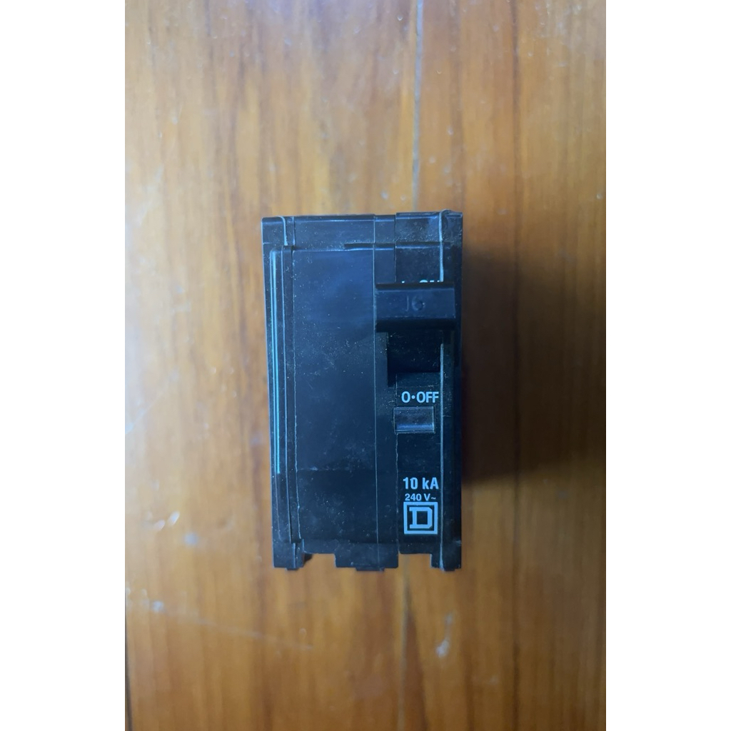 เมนเบรกเกอร์ 2P 16A QO 220MBX “Square D”