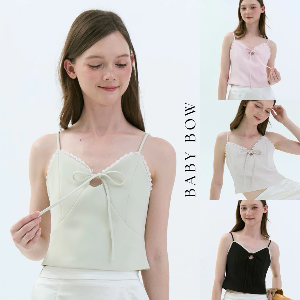 BABY BOW TOP (เฉพาะเสื้อ) สายเดี่ยวลูกคุณหนู ดีเทลลูกไม้ช่วงอกและเลเยอร์เว้าช่วงหน้า เพิ่มความน่ารักด้วยโบว์ผูกด้านหน้า
