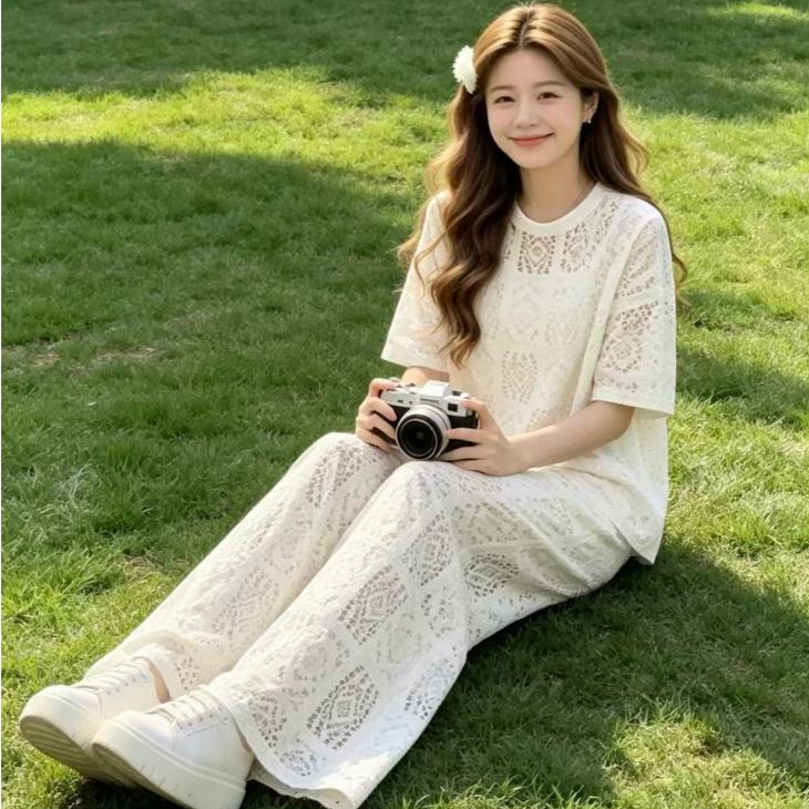Swan shop ชุดเซ็ตผู้หญิง เสื้อถักลายฉลุ แขนสั้น + กางเกงขายาวทรงหลวม เอวยางยืด สไตล์เกาหลี น่ารัก ใส่สบาย