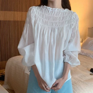 Beryl พร้อมส่ง เสื้อยืดแขนยาวผู้หญิง มีเอกลักษณ์ เสื้อยืดไหล่เปิด แขนพอง ดีไซน์รอยย่น แขนกระบอก ทรงหลวม
