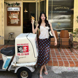 99410 กระโปรงครึ่งตัวดีไซน์ไม่สม่ำเสมอ สไตล์ฝรั่งเศสสุดมีเสน่ห์ ตัดสีผสานผ้าตาข่ายลายจุด เอวต่ำ ทรงเอ เป็นกระโปรงยาว