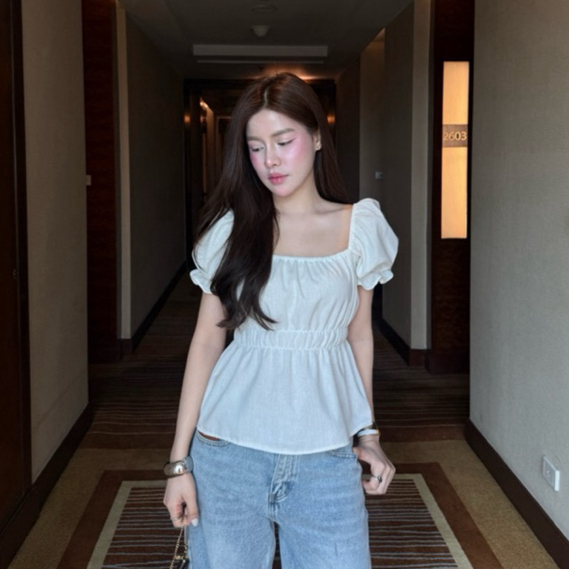 Bell top - เสื้อแขนตุ๊กตาคอเหลี่ยม  ผ้าฝ้าย แขนตุ๊กตา คอเหลี่ยมกระชับใส่แล้วไม่โป๊ (เบลคอเหลี่ยม)